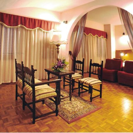 Albergo La Perla Civitella Roveto Bagian luar foto